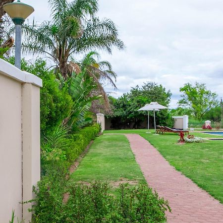 Bakenskraal Ostrich Palace Oudtshoorn Eksteriør bilde